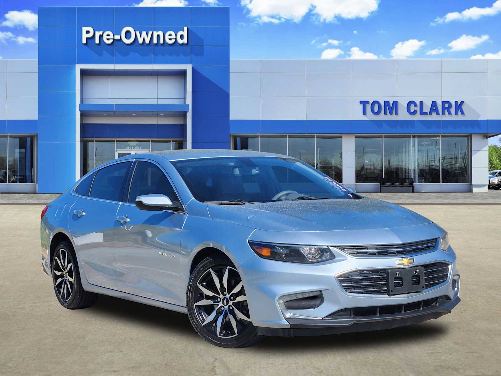 Used 2017 Chevrolet Malibu LT