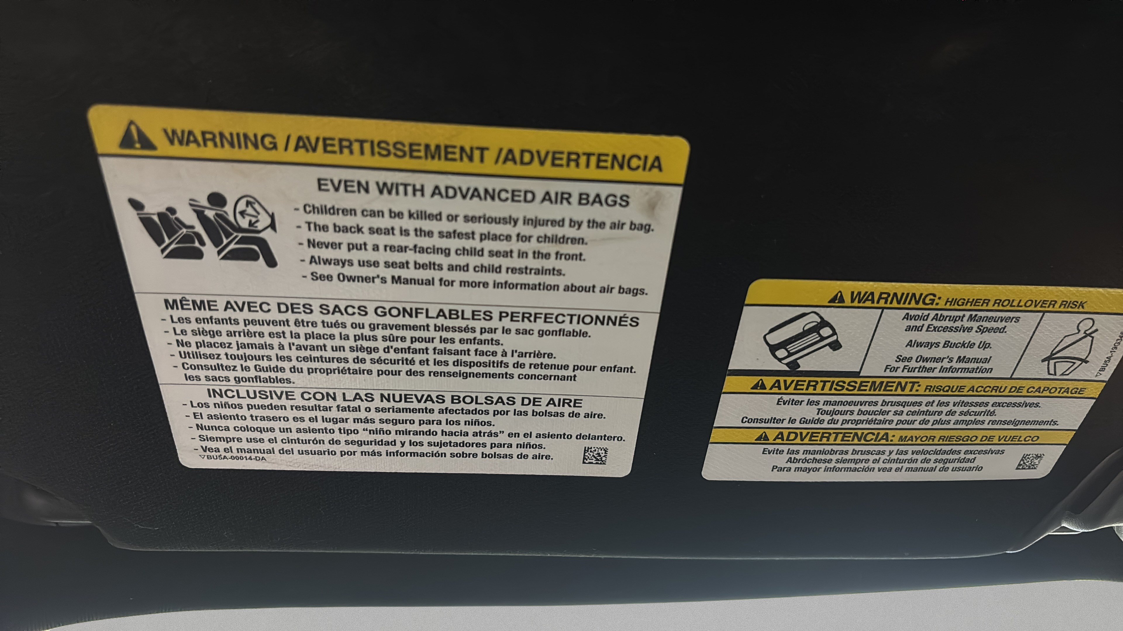 Used 2017 Ford Explorer XLT w/ Equipment Group 202A FWD image 28
