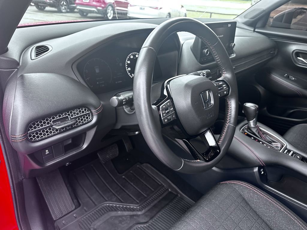 Used 2024 Honda HR-V Sport image 16