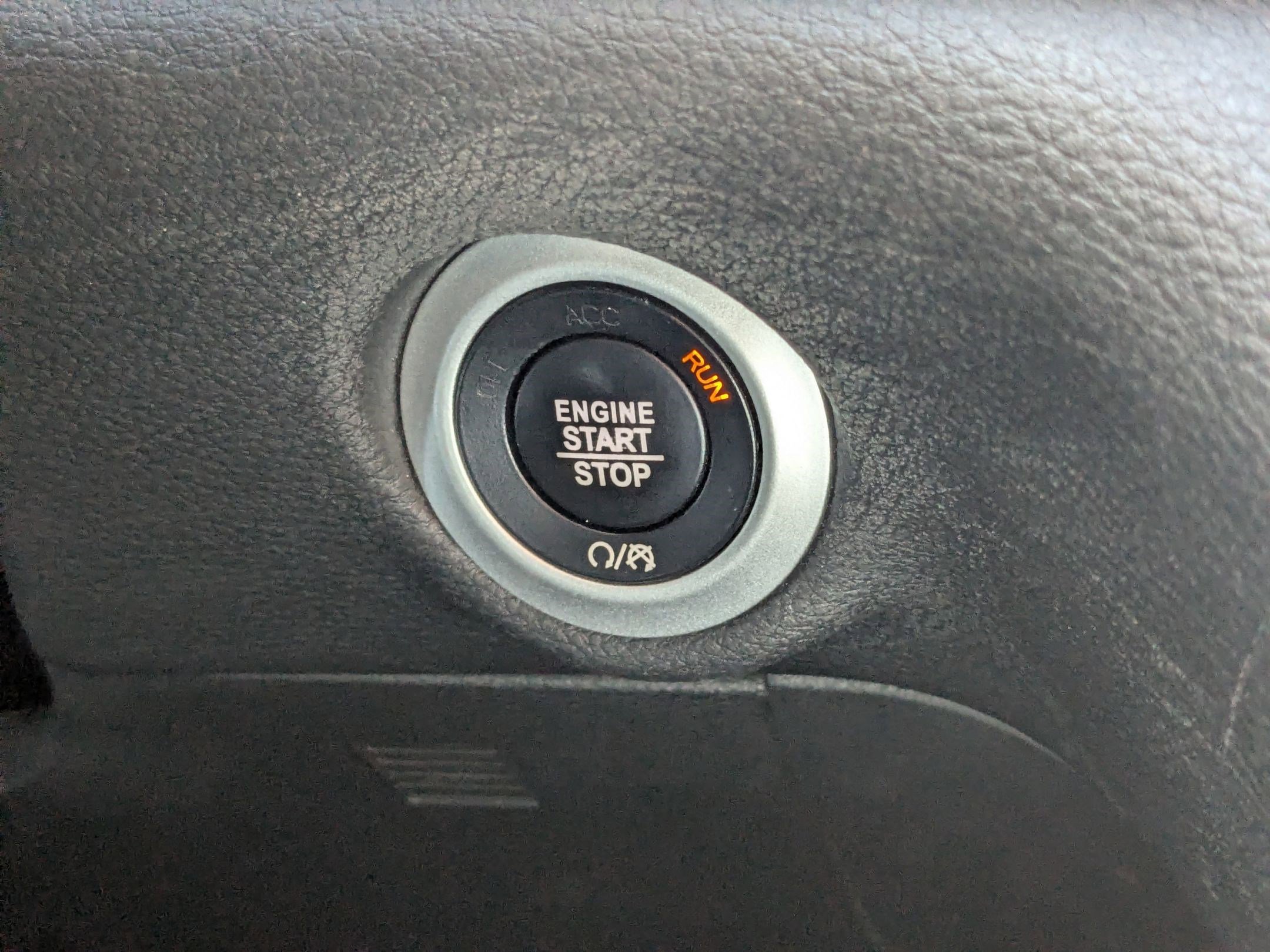 Used 2018 Chrysler Pacifica Limited w/ Advanced Safetytec Group image 23