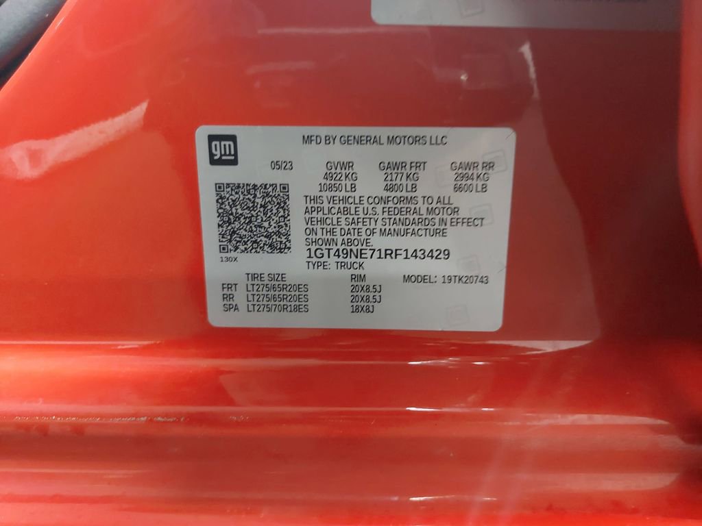 Used 2024 GMC Sierra 2500 SLT w/ SLT Convenience Package image 38