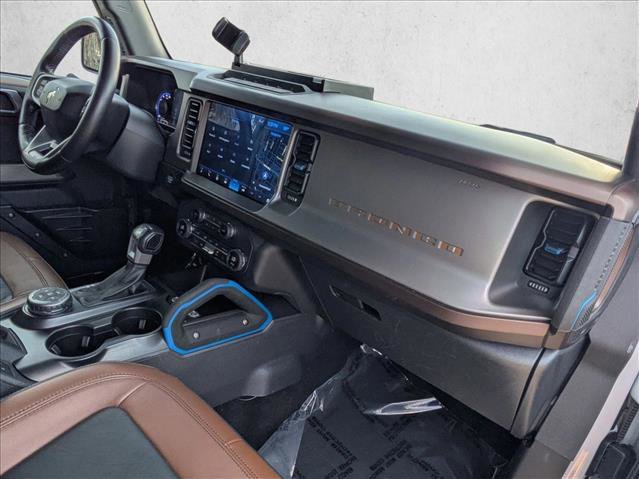 Used 2021 Ford Bronco Outer Banks w/ Sasquatch Package AWD/4WD image 21