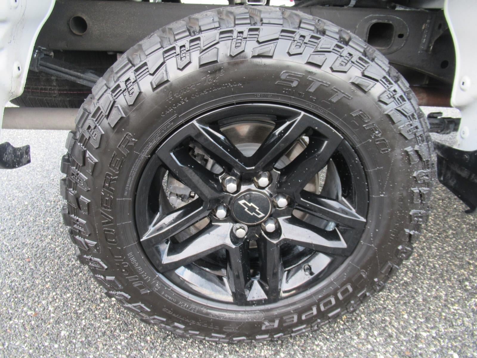 Used 2024 Chevrolet Silverado 1500 LT Trail Boss AWD/4WD image 8