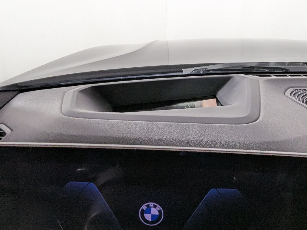 Used 2023 BMW 330i xDrive Sedan w/ Premium Package AWD/4WD image 32
