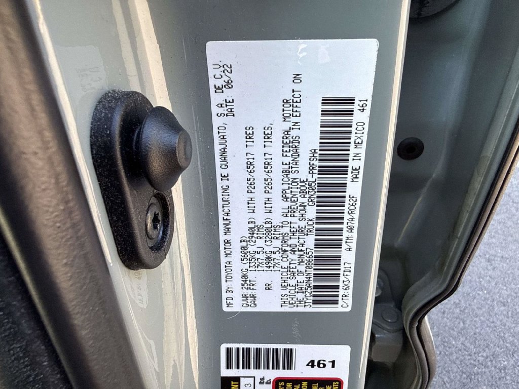 Used 2022 Toyota Tacoma TRD Sport AWD/4WD image 19