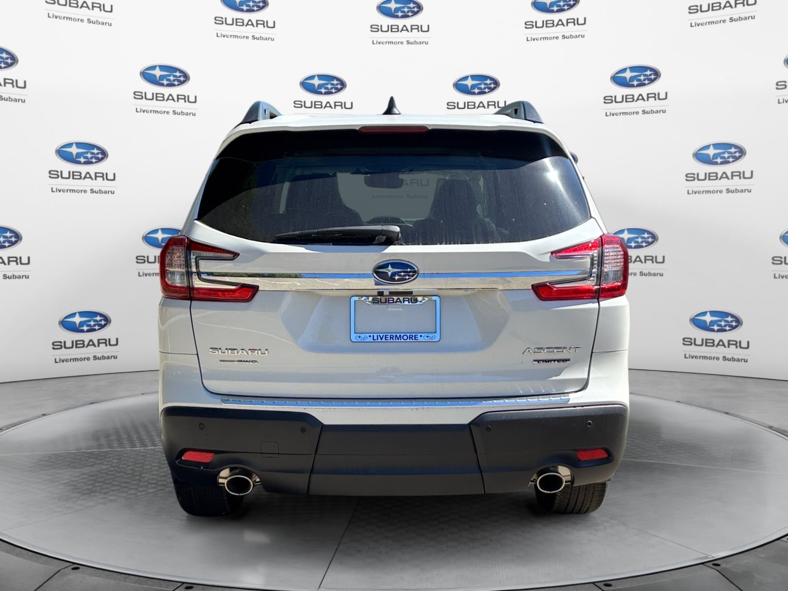 New 2026 Subaru Ascent Limited w/ Popular Package #1 AWD/4WD image 4