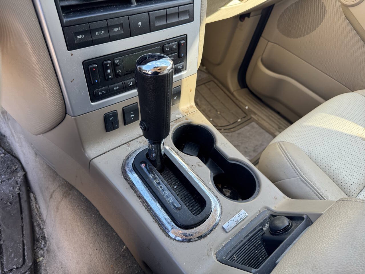 Used 2010 Mercury Mountaineer Premier AWD/4WD image 37