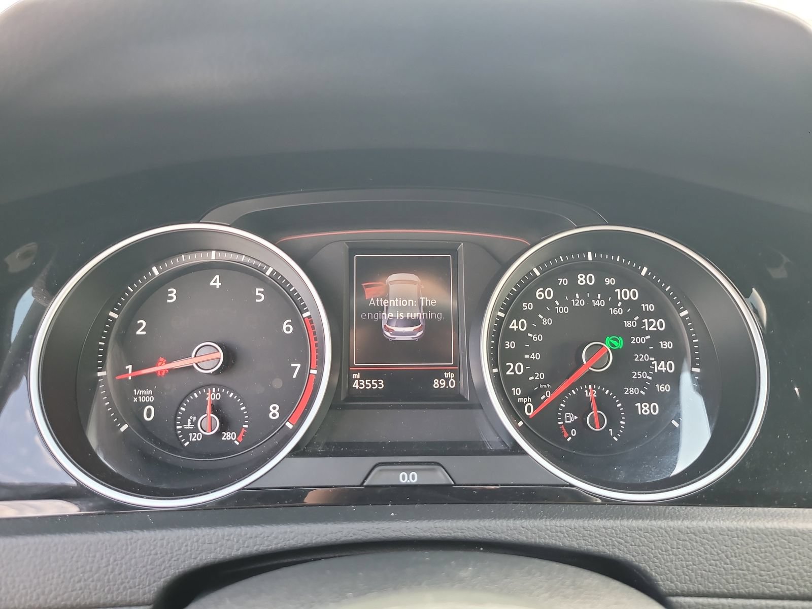 Used 2021 Volkswagen Golf 4-Door FWD image 29