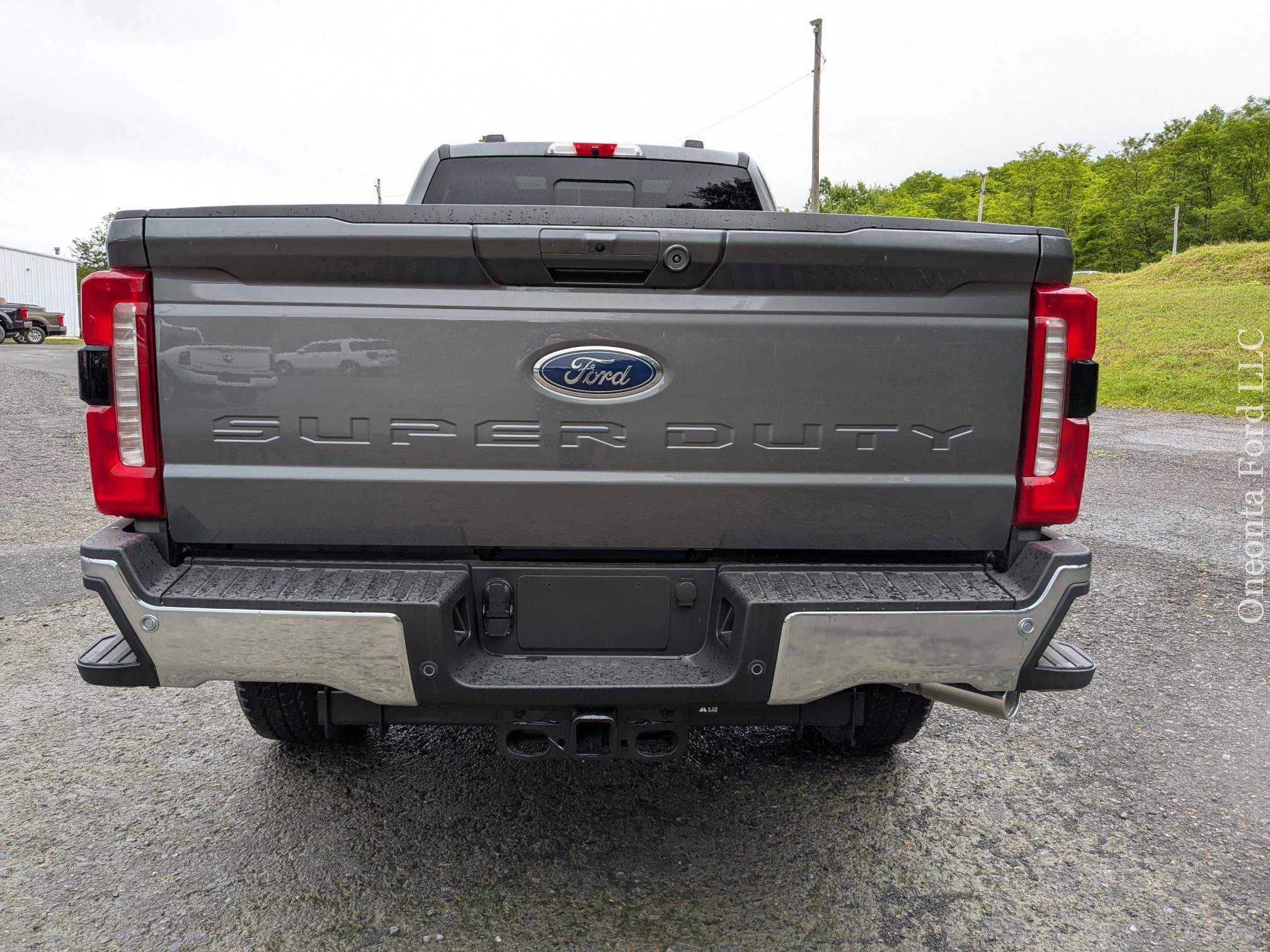 New 2025 Ford F350 Lariat w/ Chrome Package image 4