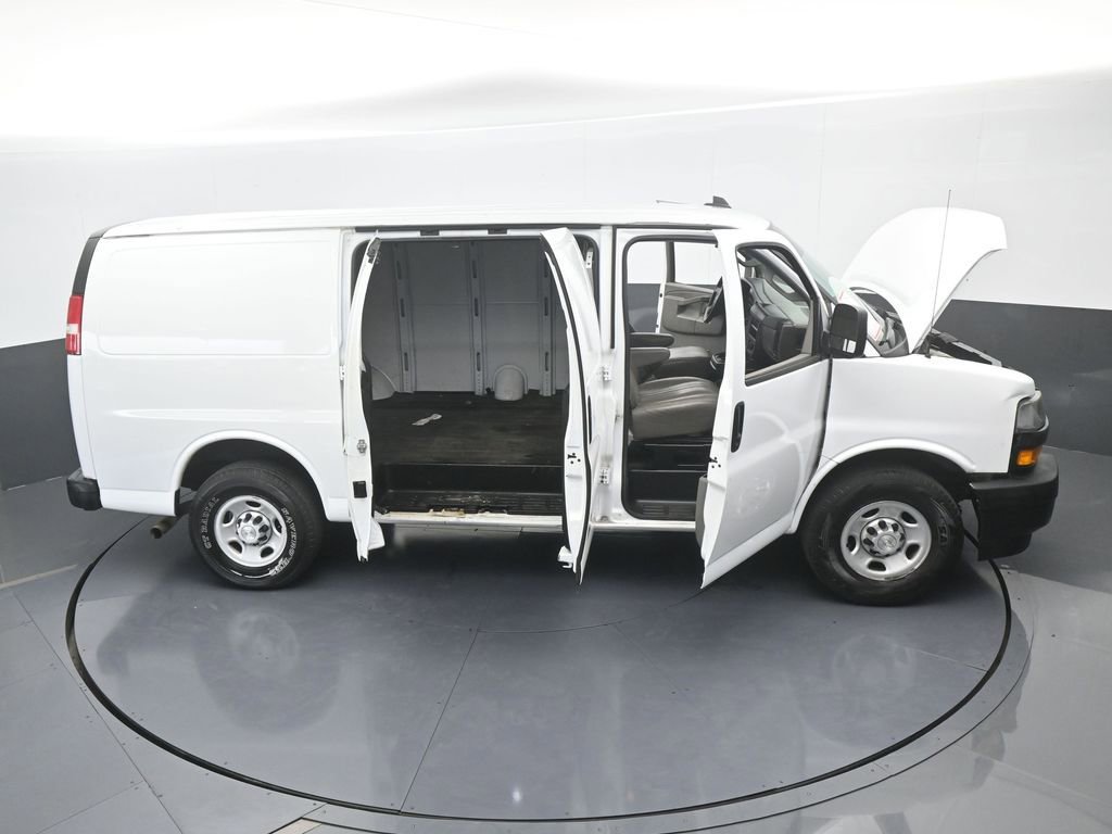 Used 2019 Chevrolet Express 2500 image 59