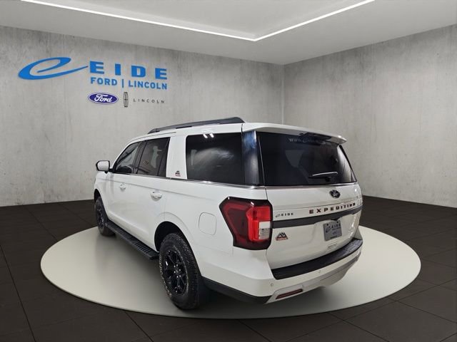 Used 2024 Ford Expedition Timberline image 12