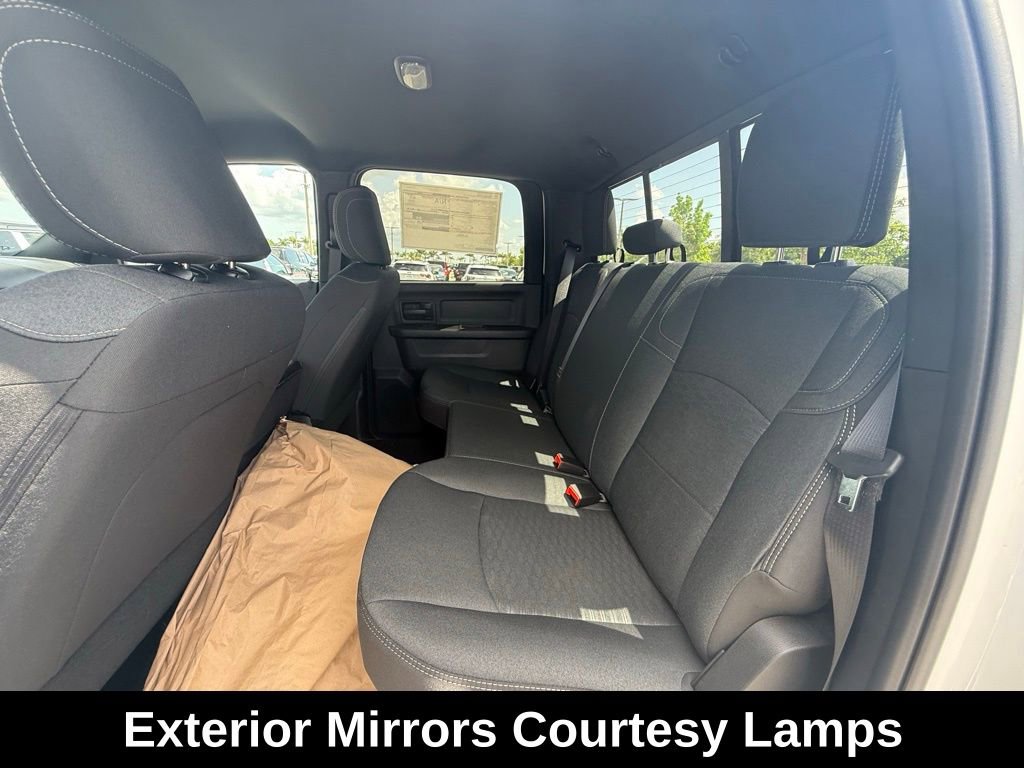 New 2025 RAM 3500 Tradesman AWD/4WD image 24