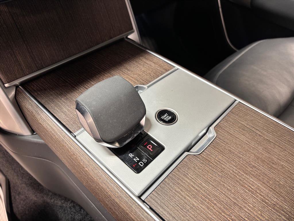 Used 2024 Land Rover Range Rover SE image 15