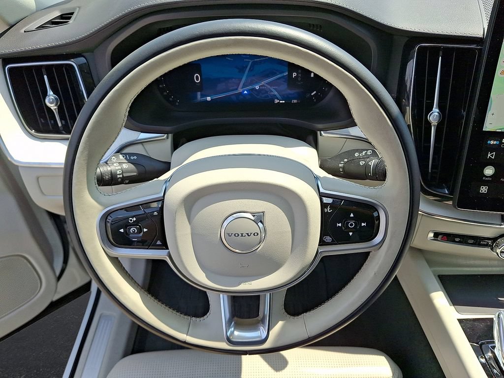 Certified 2026 Volvo XC60 B5 Ultra AWD/4WD image 22