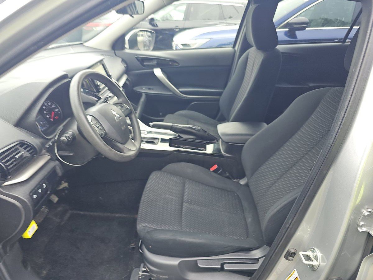 Used 2022 Mitsubishi Eclipse Cross ES AWD/4WD image 7