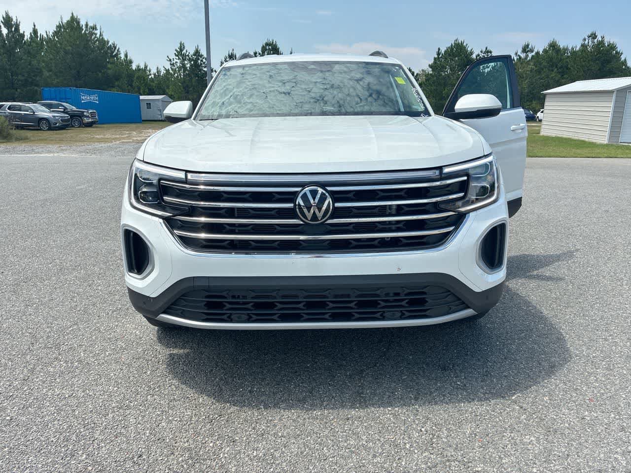 Used 2026 Volkswagen Atlas SE FWD image 29