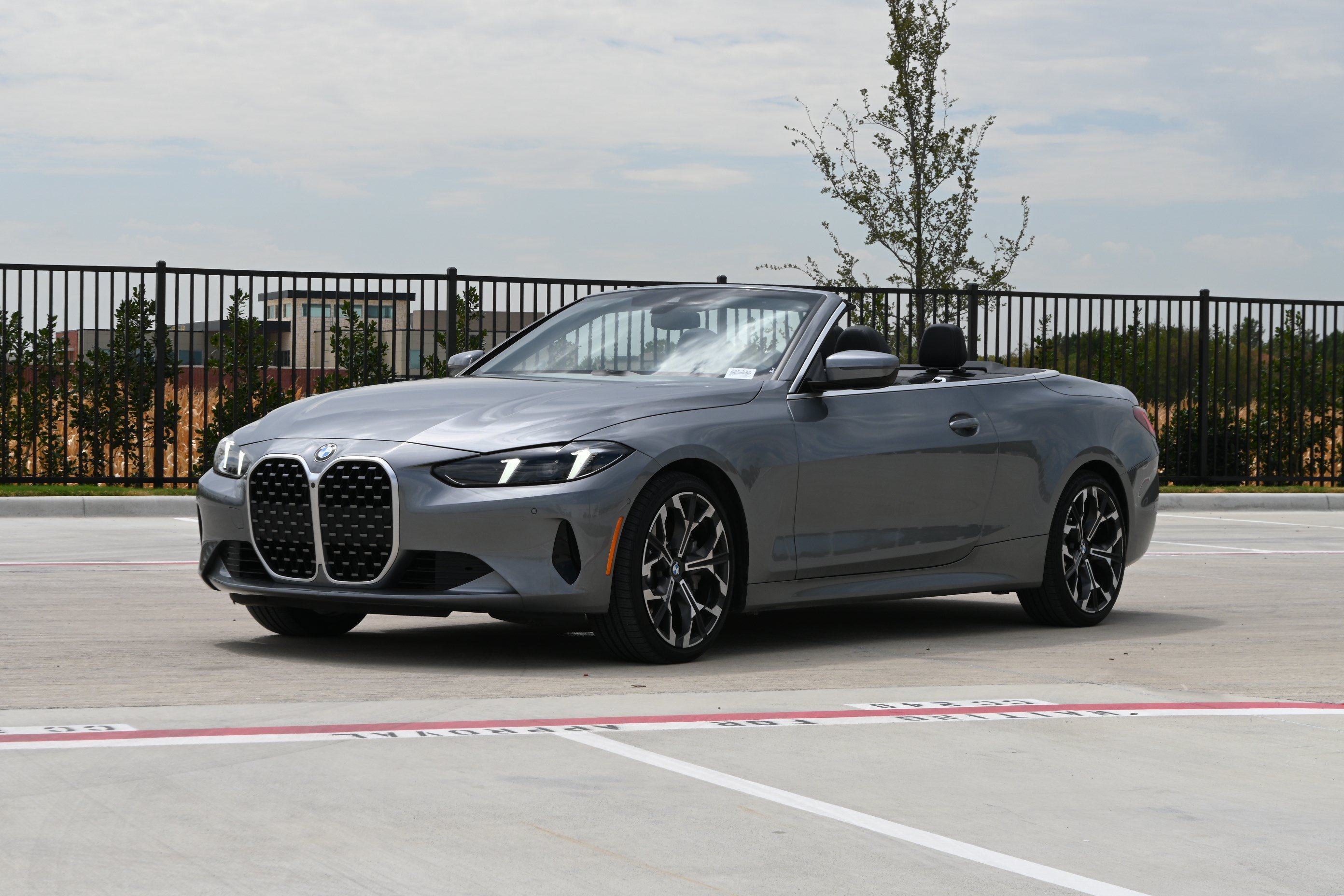Certified 2025 BMW 430i Convertible w/ Premium Package RWD image 5