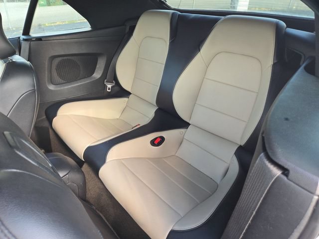 Used 2016 Ford Mustang Premium RWD image 22