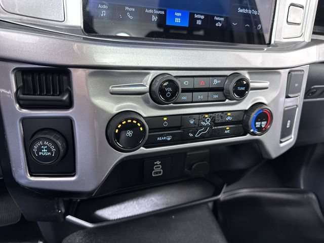Used 2025 Ford F150 XL w/ Equipment Group 103A High RWD image 17
