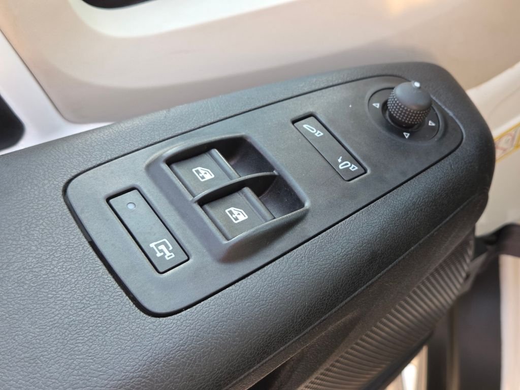Used 2022 RAM ProMaster 2500 FWD image 25