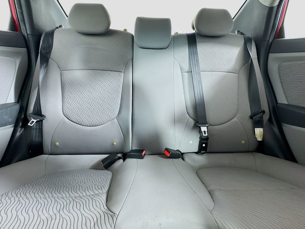 Used 2014 Hyundai Accent GLS w/ Option Group 2 image 34