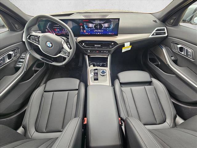 Certified 2026 BMW 330i Sedan w/ Premium Package image 13