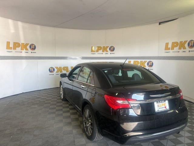 Used 2013 Chrysler 200 LX image 5