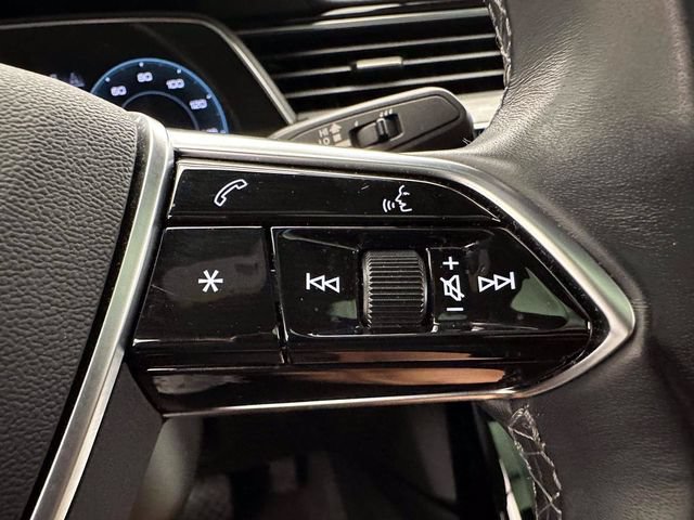 Certified 2024 Audi Q8 e-tron Premium Plus w/ Premium Plus Package AWD/4WD image 29