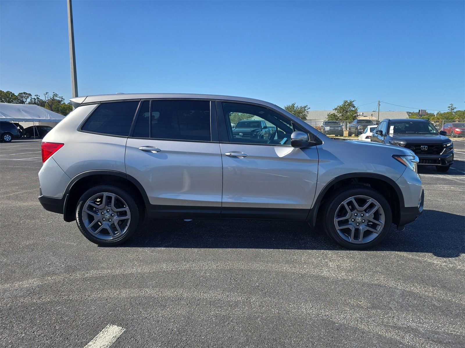 Used 2022 Honda Passport EX-L image 3
