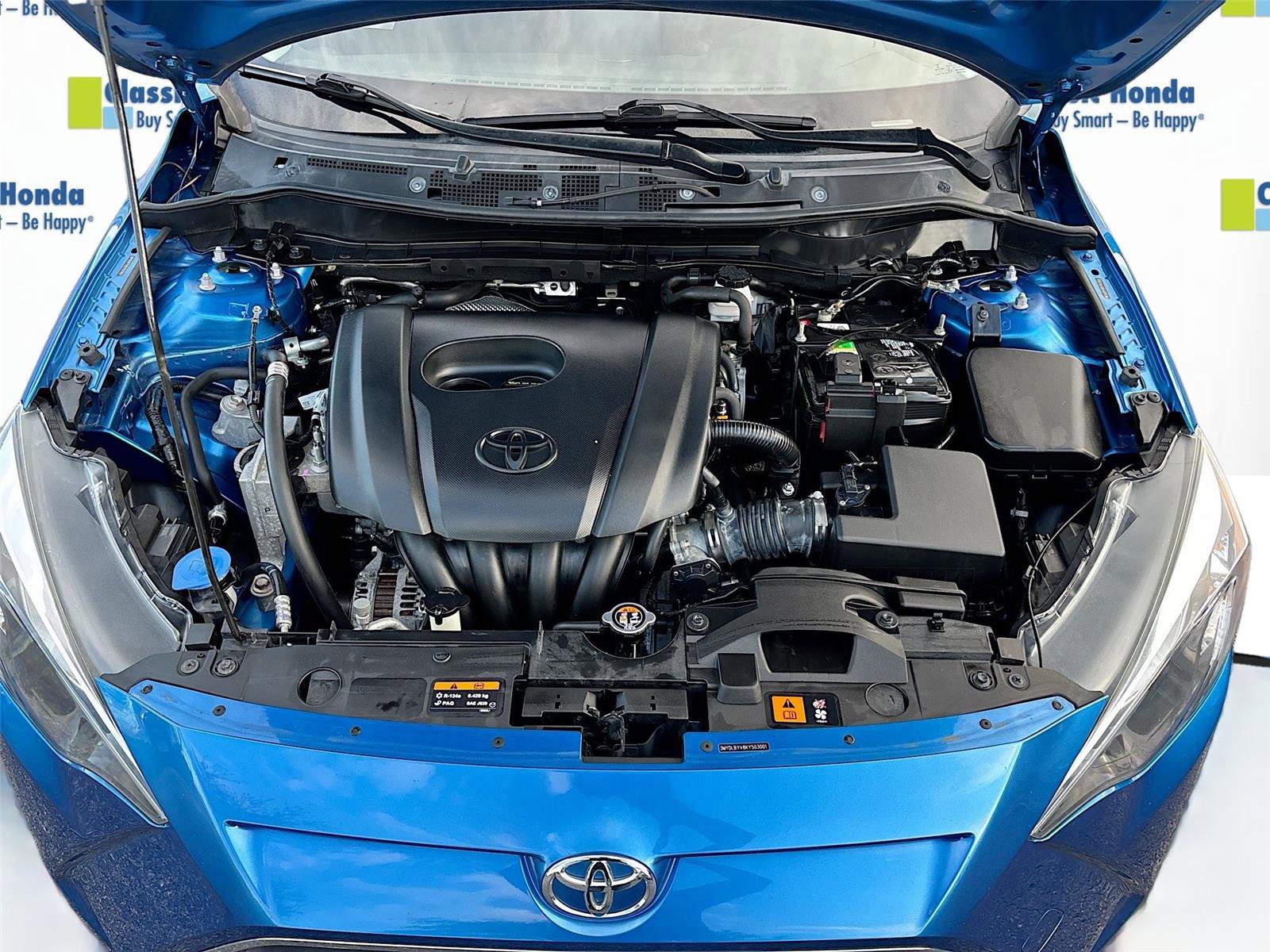 Used 2019 Toyota Yaris LE image 32