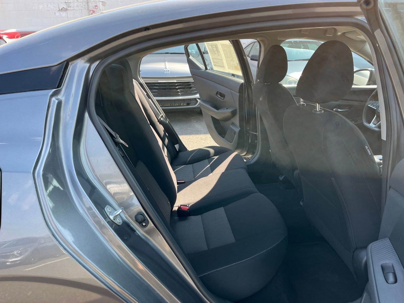 Used 2025 Nissan Sentra SV FWD image 25