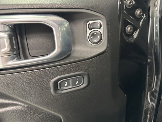 Used 2024 Jeep Wrangler Sport S image 18