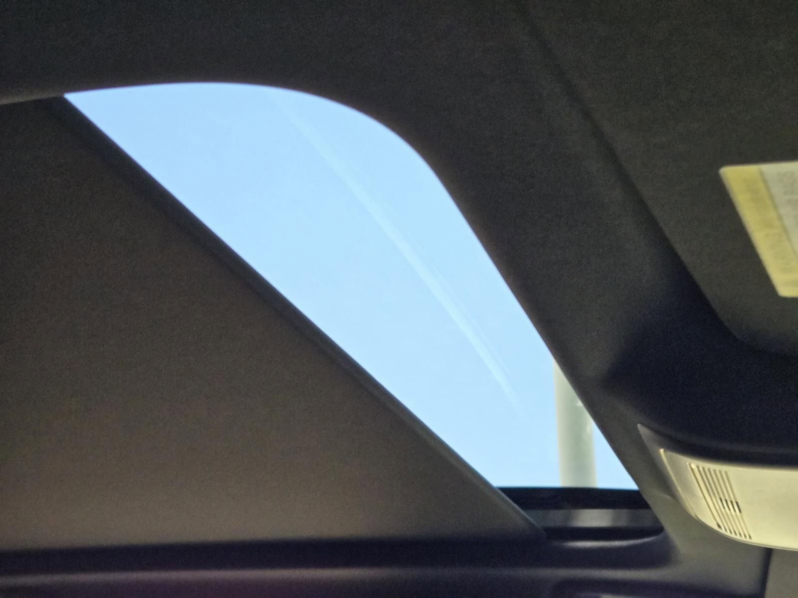 Certified 2025 MAZDA CX-70 3.3 Turbo S w/ Premium Package image 12