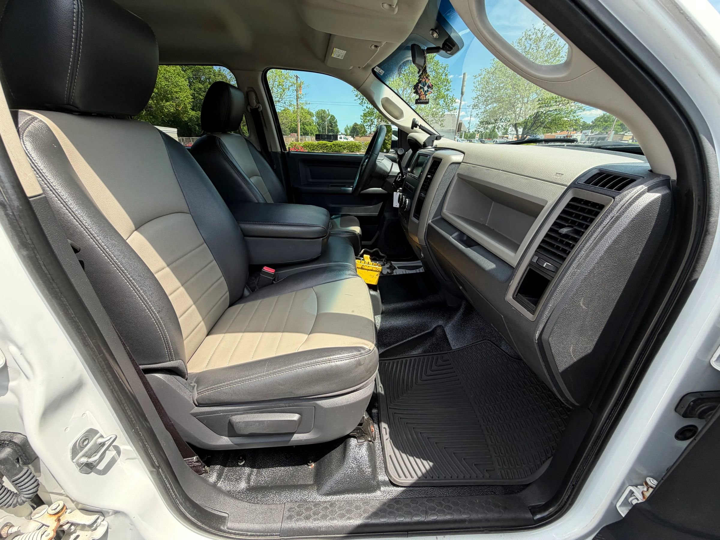 Used 2012 RAM 5500 2WD Crew Cab w/ Ambulance Prep Group image 26