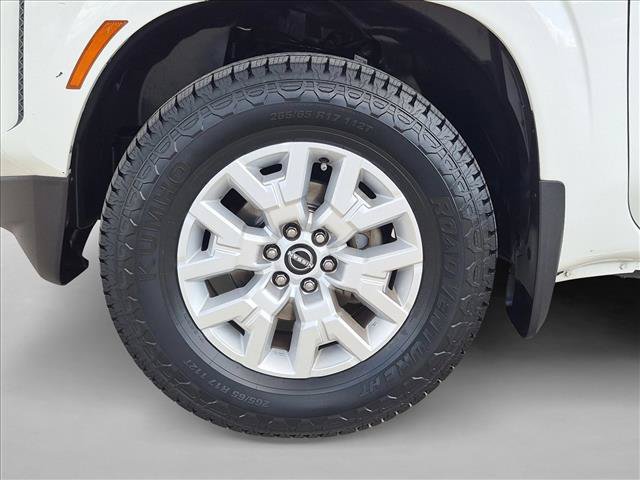 Used 2022 Nissan Frontier SV w/ Technology Package AWD/4WD image 24
