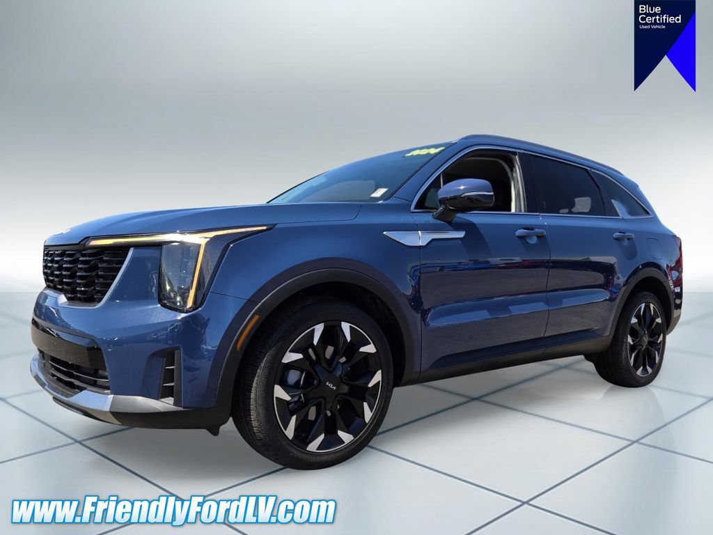 Used 2024 Kia Sorento EX w/ Panoramic Sunroof Package FWD image 2