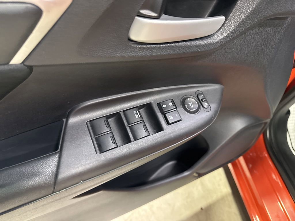 Used 2018 Honda Fit LX image 23