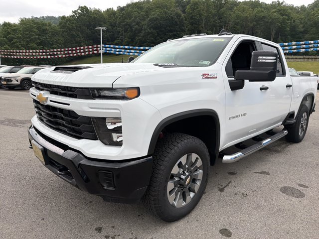 Used 2026 Chevrolet Silverado 2500 Custom w/ Custom Convenience Package AWD/4WD image 11