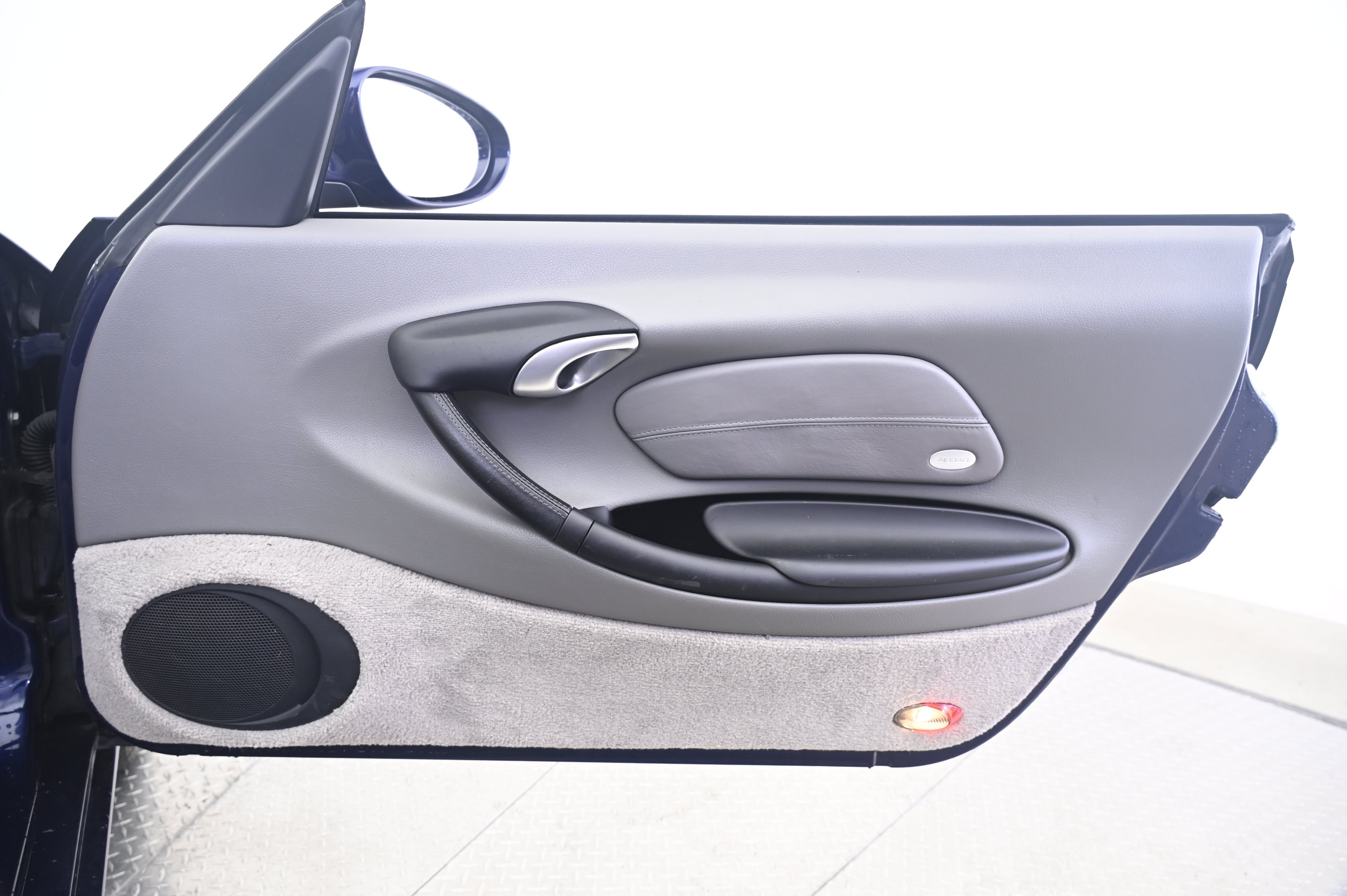 Used 2001 Porsche Boxster RWD image 20