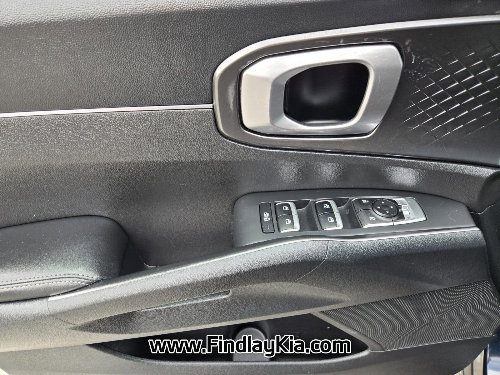 Used 2023 Kia Sorento EX AWD/4WD image 20