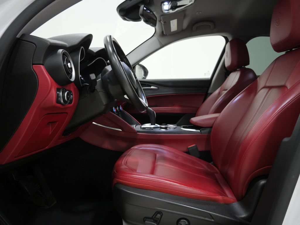 Used 2020 Alfa Romeo Stelvio AWD w/ Cold Weather Package image 12