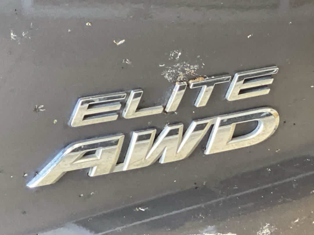 Used 2017 Honda Pilot Elite image 12