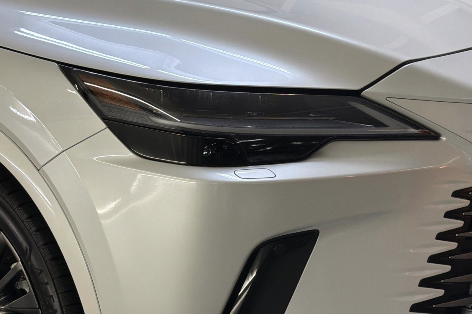 Used 2023 Lexus RX 350 FWD w/ Cold Area Package image 11