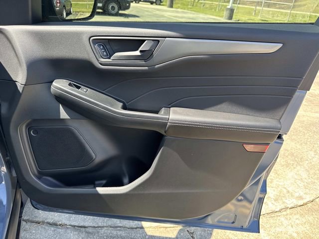 New 2026 Ford Escape Active FWD image 15