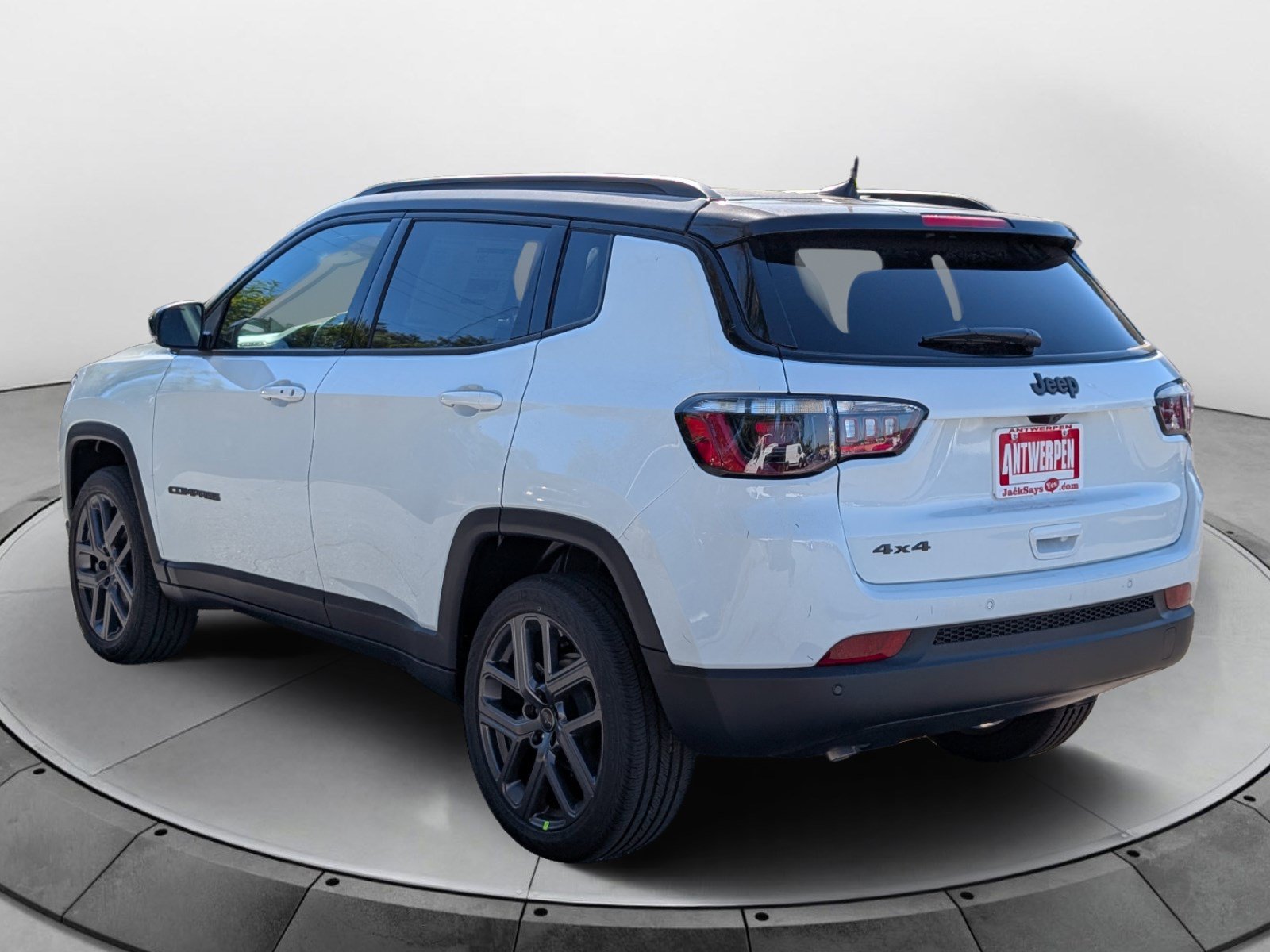New 2026 Jeep Compass Limited w/ Sun, Sound & Navigation Group AWD/4WD image 5