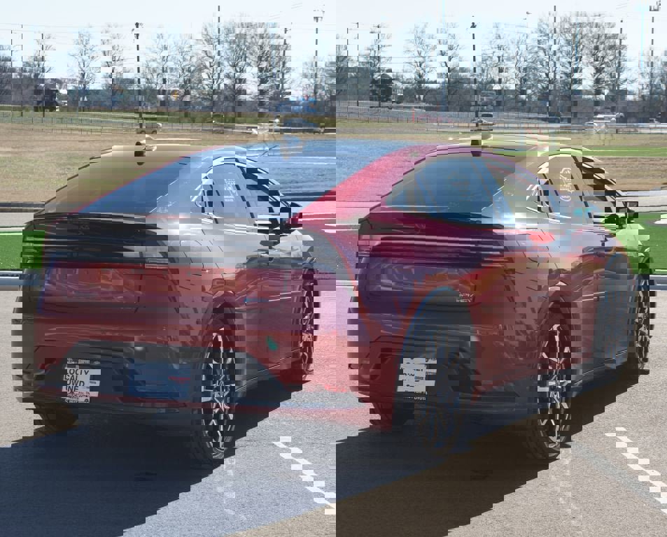 Used 2025 Toyota Prius Plug-In Hybrid image 18