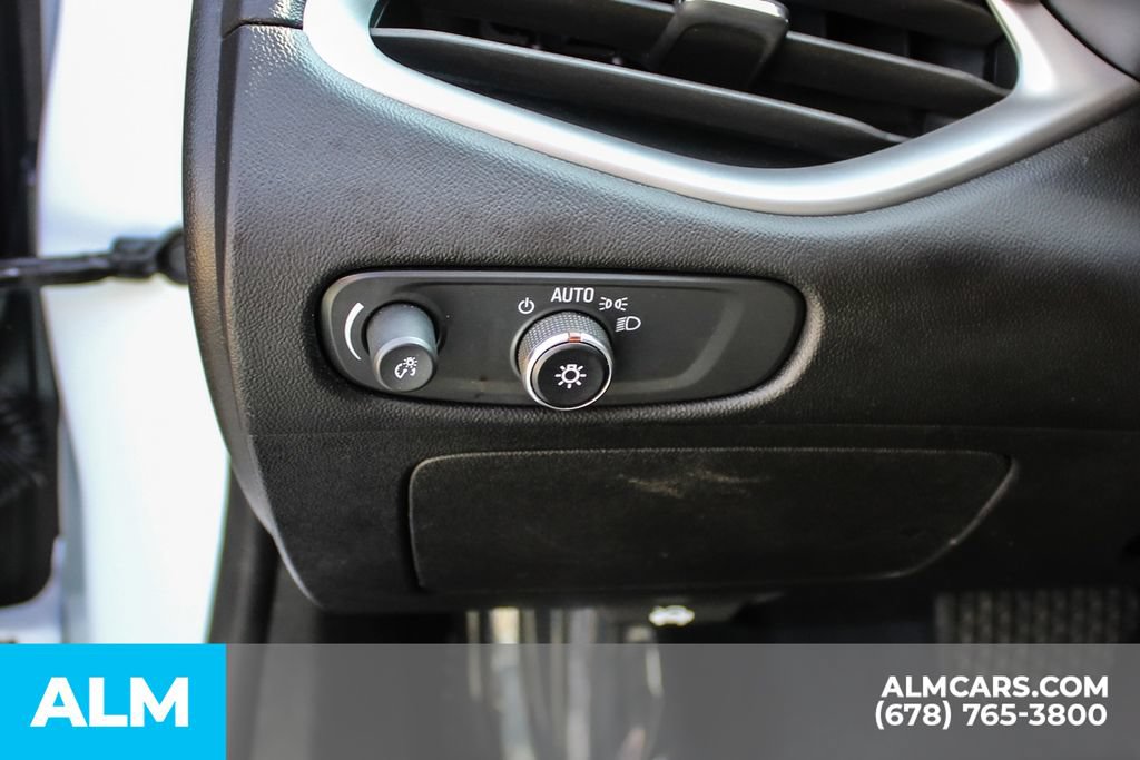 Used 2024 Chevrolet Malibu LT FWD image 27