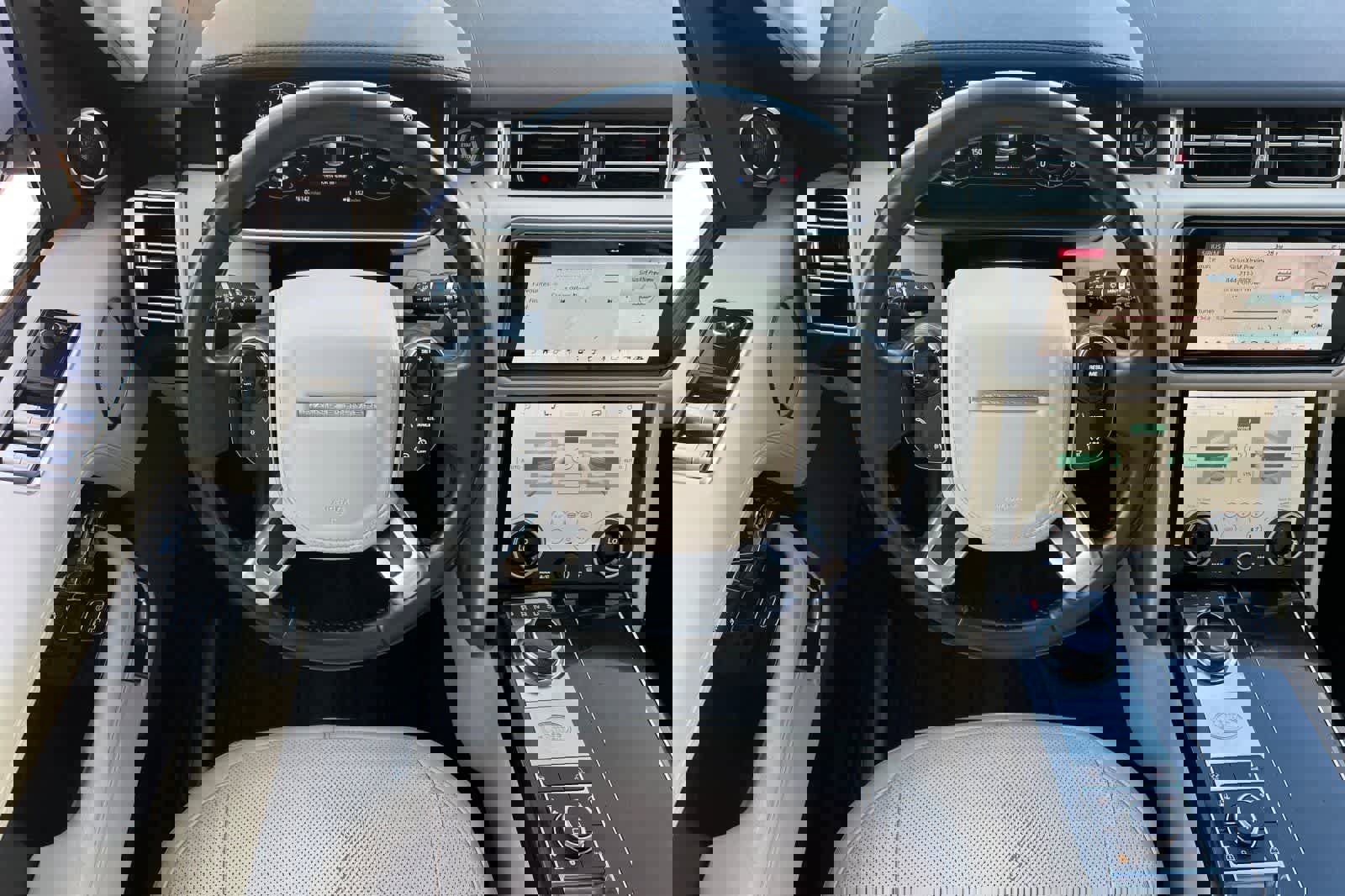 Used 2019 Land Rover Range Rover HSE image 16