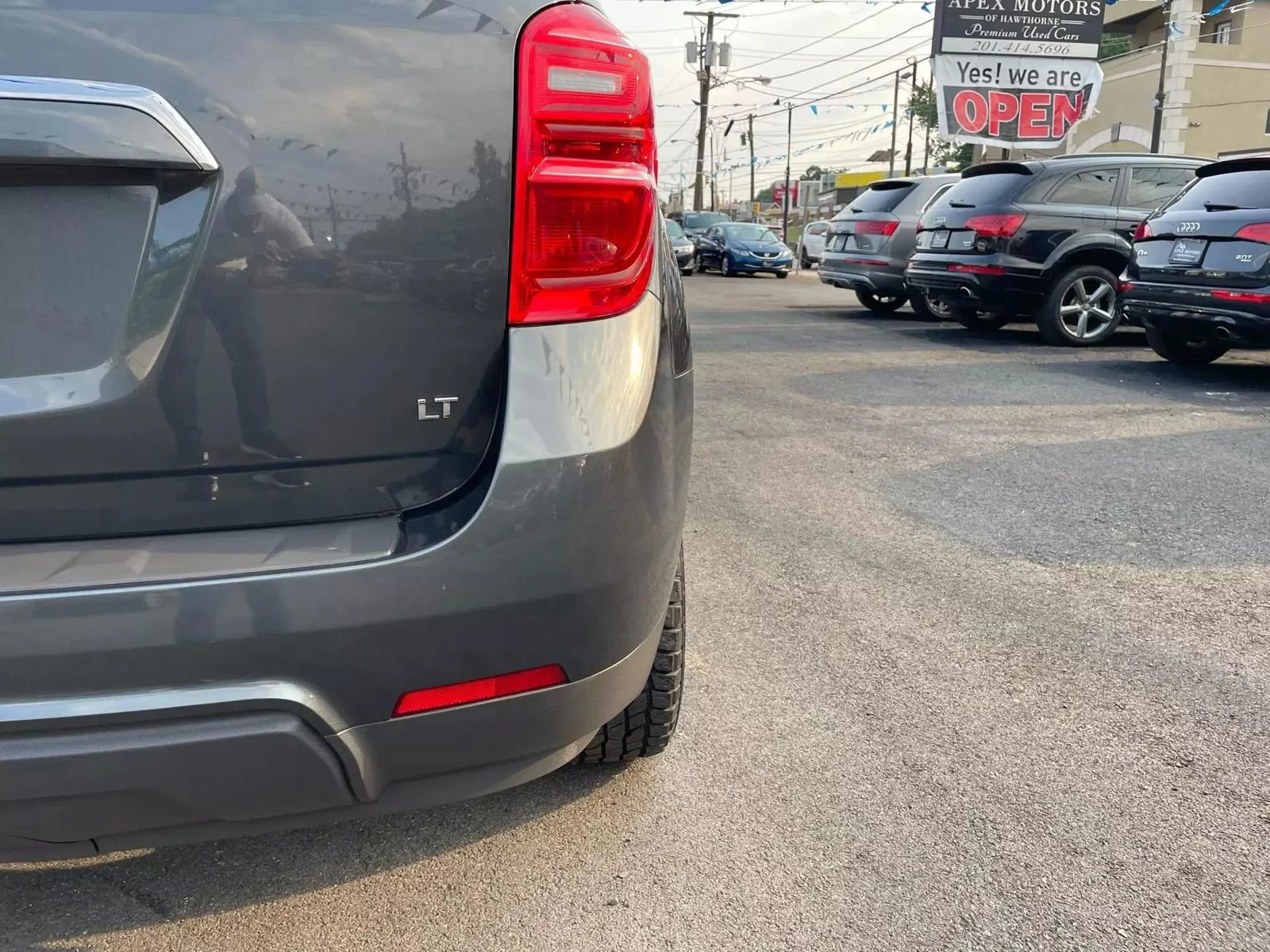 Used 2017 Chevrolet Equinox LT w/ Convenience Package image 15