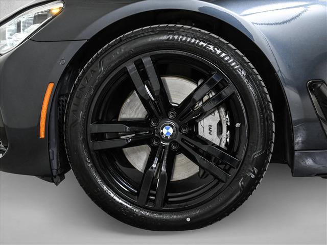 Used 2018 BMW 750i xDrive image 24